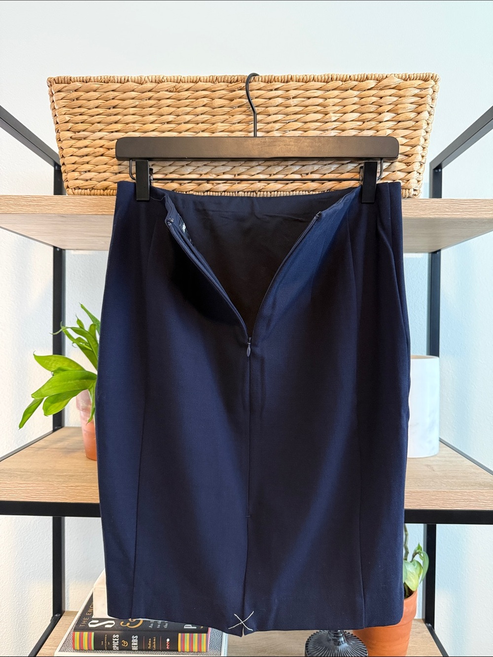 Express Navy Woven Career Pencil Skirt, 4 - Picture 4 of 6